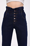 KADIN LACİVERT PATLET DÜĞMELİ KEMER BÜZGÜLÜ MOM KOT PANTOLON