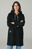 KADIN ÜSTTEN CEPLİ KAPÜŞONLU ÖNÜ FERMUARLI KAŞE HIRKA