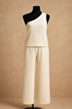Kadın Beyaz Tek Omuzlu Şık Bluz & Geniş Paça Pantolon İkili Takım