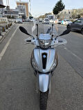 MOTOCAM Piaggio Medley S 150 Ön Cam 2021-2025 Model 56cm Şeffaf Renkli Elcikli APARATSIZ GÖNDERİLİR