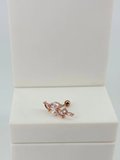 Rose Zirkon Taşlı Uç Kısmı : Pirinç Kıkırdak Bar Uzunluğu : 6 Mm / Bar Kalınlığı 0.8 Mm / Top Boyu 3