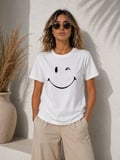 Livizmir Moda Minimal Gülümseyen Yüz Baskılı Tişört Kısa Kol Yazlık T-Shirt - Beyaz