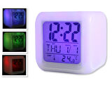 7 Renk Değiştiren Alarmlı Dijital Küp Saat
