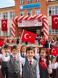 40'lı Set Çubuklu Kağıt Türk Bayrağı 12x20 cm - 23 Nisan Kutlama ve Süsleme Seti