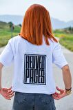 REVVED PAGES Logo Baskılı T-Shirt Unisex