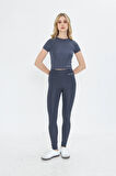Lesa Wear Soft Touch Bedene Oturan Spor Crop T-Shirt Short Fitted
