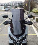 MOTOCAM SYM ADX 300 Ön Cam 2024-2026 Model 65cm Siyah Renkli 4mm ORTA BOYLU