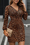 leyla sanat sanata yeni bir bakış açısı Kadın Uzun Kollu Kruvaze Yaka Leopar Desen Mikro Elbise