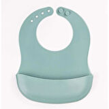 Yeşil 3’lü Silikon Yemek Seti – Önlük + Diş Kaşıyıcılı Kaşık + Vakumlu Tabak