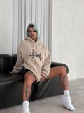Kadın Oversize Kapüşonlu Cepli Baskılı  İplik Pamuklu Hoodie Sweatshirt - Bej