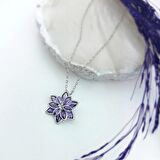 Vaoov 925 Ayar Gümüş Mor Taşlı Rodyumlu Lotus Çiçeği Kolye