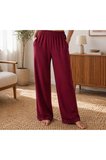 Kadın bordo Şık Pijama Takımı – Rahat Kesim, Kontrast Biyeli Ev Giyim Seti