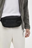 Levi's Erkek Medium Banana Siyah Sling Bel Çanta - 3800501880