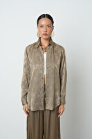 Kadın Haki Renk Desenli Altın Düğmeli Gömlek