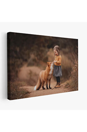 Küçük Kız Ve Tilki Dekoratif Kanvas Tablo 1147