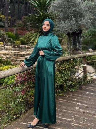 Taş Detaylı Balon Kol Saten Elbise