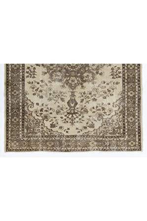 215x275 cm Eski Türk Uşak Halısı. Ofis ve Ev için Harika, Rustik El Yapımı Halı