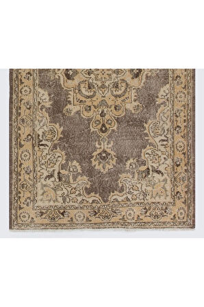 120x205 cm Eski Türk Halısı. El Yapımı Yün Halı. Bej, kahverengi, yumuşak kum sarısı renkler