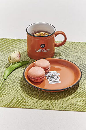 Hisli Şeyler Dönmedolap Kupa