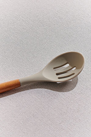 Silikon Delikli Kaşık Gri