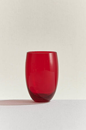 Kırmızı Su Bardağı