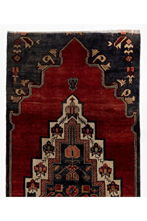 114x270 cm Kırmızı ve Lacivert Renkli Eski El Dokuma Yünlü Halı, 1960 civarı