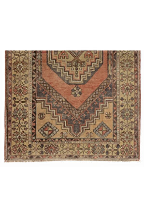 110x176 cm Geometrik Madalyon Desenli El Yapımı Eski Türk Köy Halısı