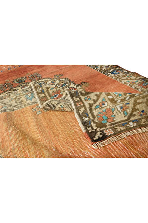 133x238 cm 1963 Yıllarından Oryantal Halı, Kırmızı, Kahverengi, Krem ve Mavi El Dokuma Alan Halısı