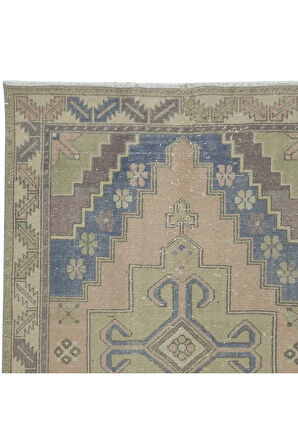 135x260 cm Madalyonlu Geleneksel Halı, Yaklaşık 1960'lardan, El Yapımı Türk Köy Halısı