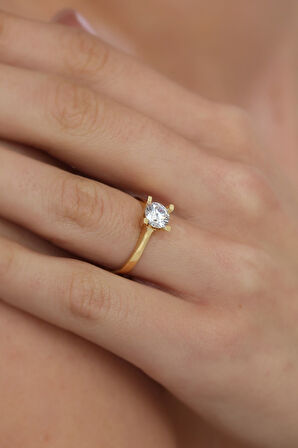 8 Ayar Altın Tektaş Yüzük