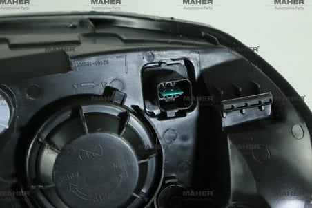 92101-1E089 FAR ACCENT 09-11 ERA ELEKTRİKLİ BEYAZ SOL