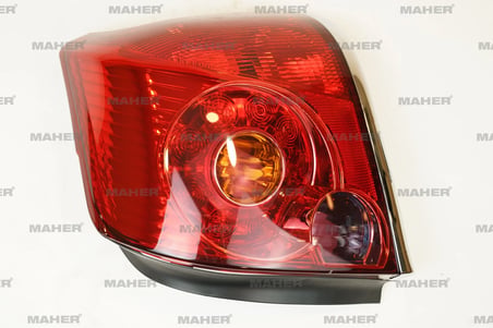 81551-05140 STOP LAMBASI AVENSIS 03-05 SAĞ