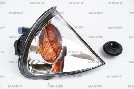 81510-05030 SİNYAL LAMBASI AVENSIS 01-02 DUYLU SAĞ