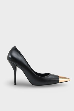 Kadın Stiletto Sivri Burun Altın Metal Toka Detaylı Günlük Topuklu Ayakkabı Diena Siyah