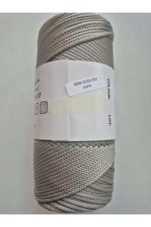 Makrome Polyester ip 200 gram Açık Gri 062