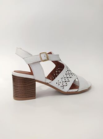 VENÜS 1857209Y KADIN DERİ TOPUKLU SANDALET