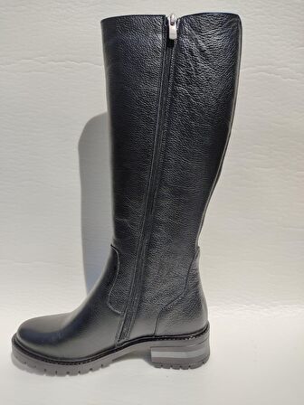 VENÜS 3322K HAKİKİ DERİ AZ TOPUKLU BİNİCİ KADIN ÇİZME