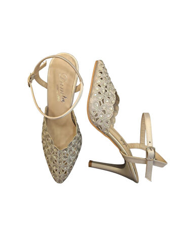 Solmaz Damla Bilekten Tokalı Taşlı Topuklu Ayakkabı