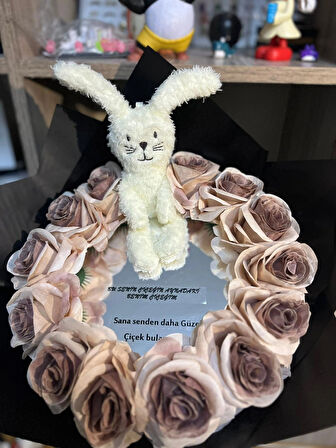 KAYZEN Tavşanlı ayna buketi sana senden daha güzel çiçek bulamadım yazılı özel günler için