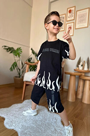 Yeni Sezon Alev Desenli Siyah Renk Erkek Çocuk Şortlu Takım