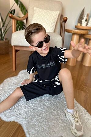 Yeni Sezon Alev Desenli Siyah Renk Erkek Çocuk Şortlu Takım