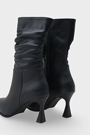 Kadın Sivri Burun Yandan Fermuarlı Topuklu Günlük Bot Riccos Siyah