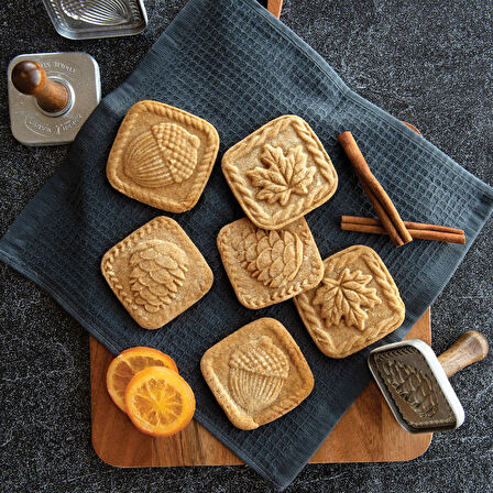 Nordicware Sonbahar Ormanı Kurabiye Damgası