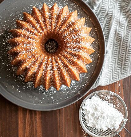 Nordicware Brillance Bundt Kek Kalıbı - 5 Cup