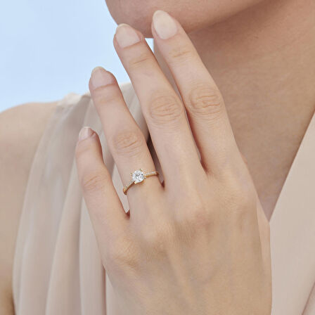 Altın Tektaş Yüzük