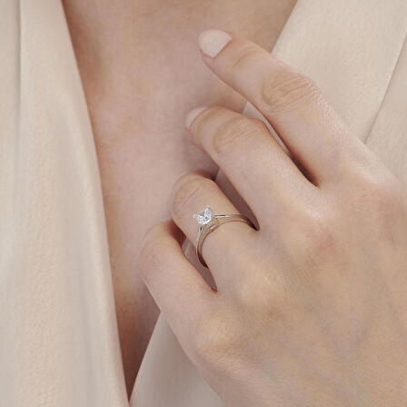 Altın Tektaş Yüzük