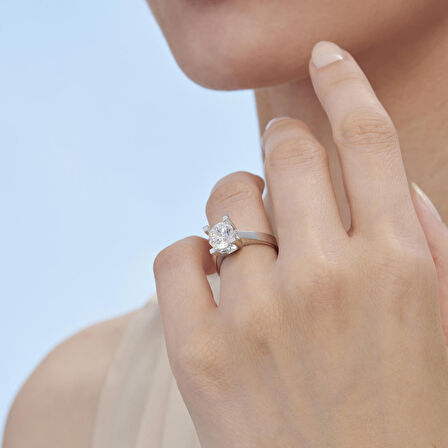 Altın Tektaş Yüzük