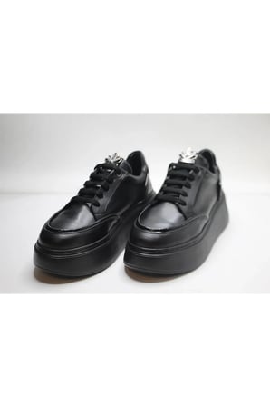 KADIN HAKİKİ SİYAH DERİ SİYAH RUGAN GARNİLİ GÜNLÜK SNEAKER