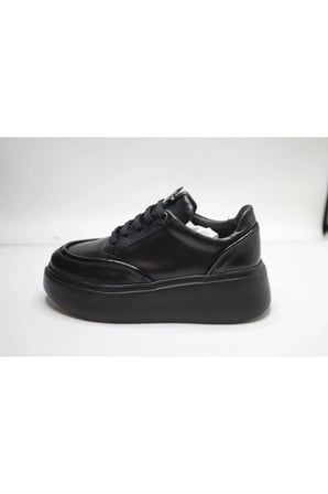 KADIN HAKİKİ SİYAH DERİ SİYAH RUGAN GARNİLİ GÜNLÜK SNEAKER