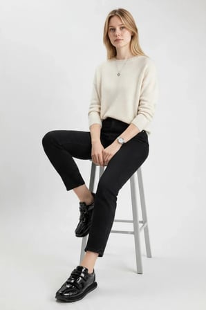 KADIN HAKİKİ DERİ RUGAN CIRTLI GÜNLÜK SNEAKER